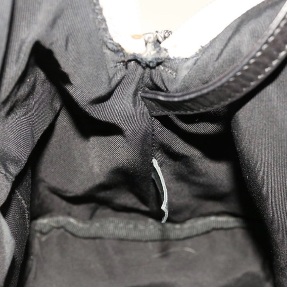 Chanel Silver 31 Rue Cambon Hobo Bag. In good condition. Minimal wear - Picture 14 of 16